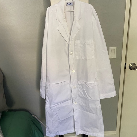 Lab Coat - Picture 2 of 7